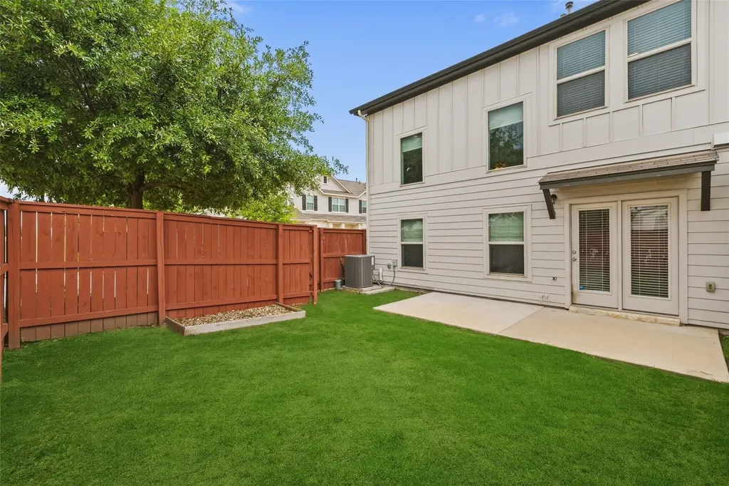 1615 Airedale Road Austin TX 78748