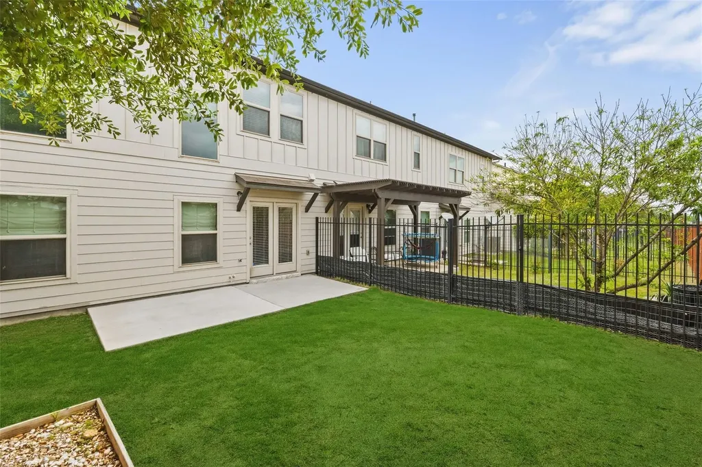 1615 Airedale Road Austin TX 78748