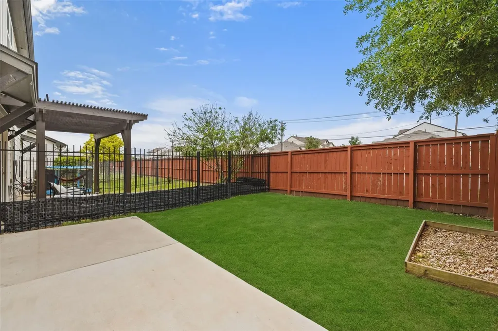 1615 Airedale Road Austin TX 78748