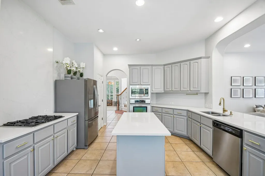 8008 Ladera Verde Drive Austin TX 78739