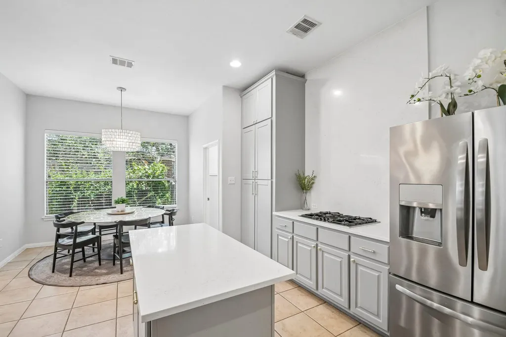 8008 Ladera Verde Drive Austin TX 78739
