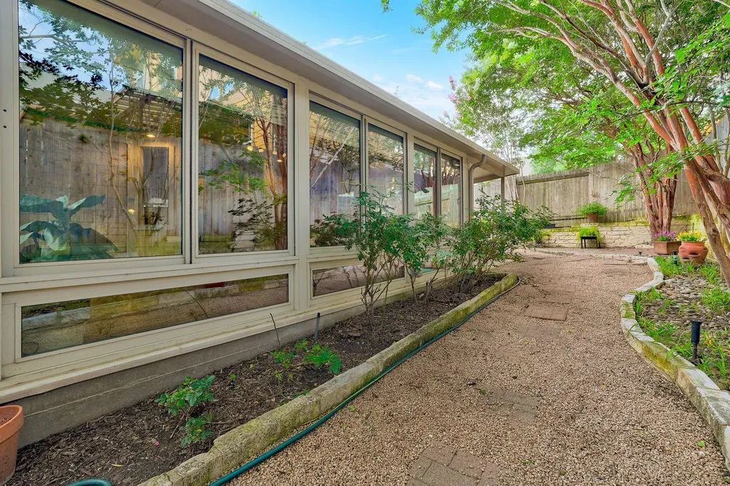 1710 Gaylord Drive Austin TX 78728