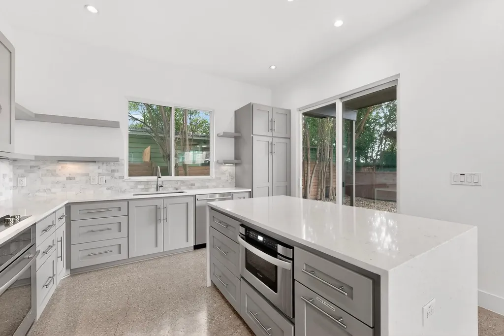 400 W 51 Street Austin TX 78751