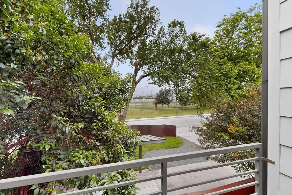 400 W 51 Street Austin TX 78751