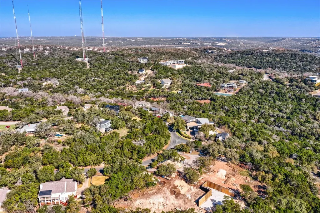 2717 Trail Of The Madrones Austin TX 78746