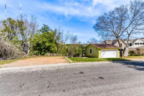 2717 Trail Of The Madrones Austin TX 78746