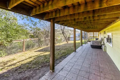 2717 Trail Of The Madrones Austin TX 78746