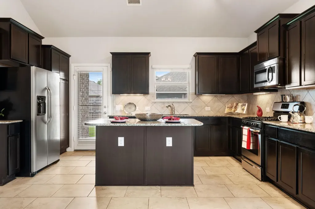 501 Buttermilk Lane Leander TX 78641