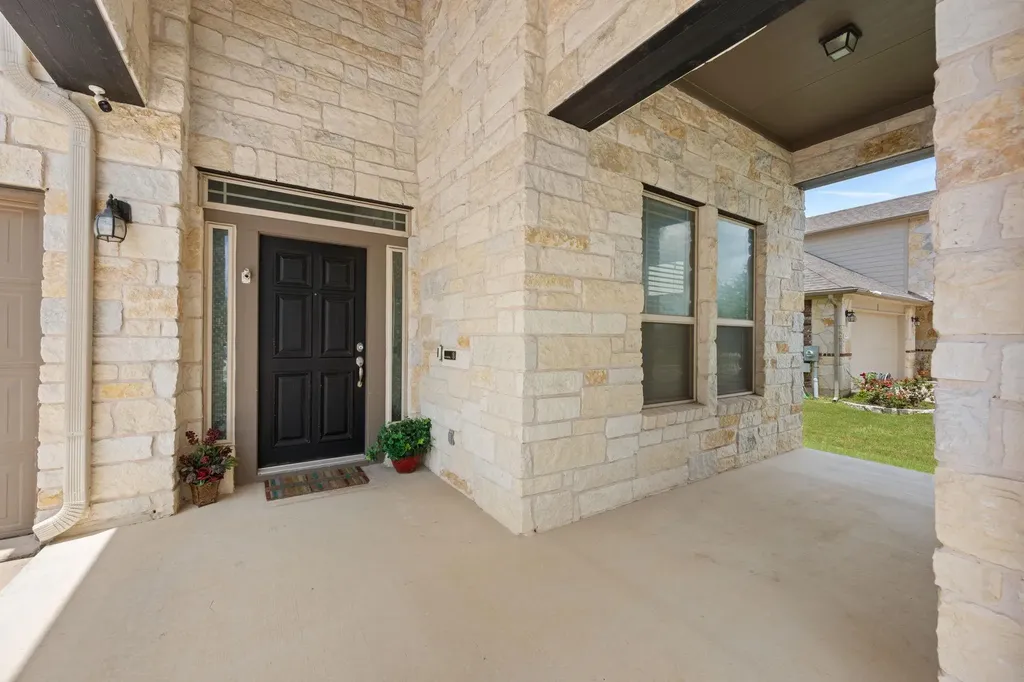 501 Buttermilk Lane Leander TX 78641