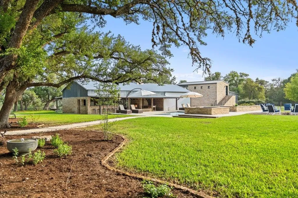 1900 Pursley Road Dripping Springs TX 78620