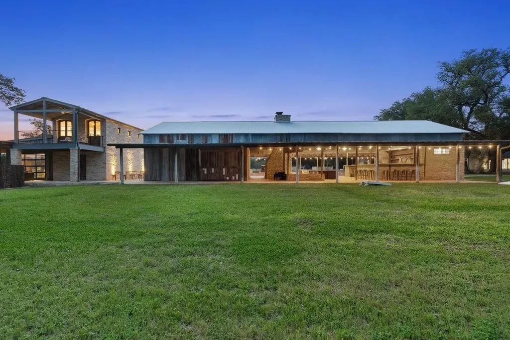 1900 Pursley Road Dripping Springs TX 78620