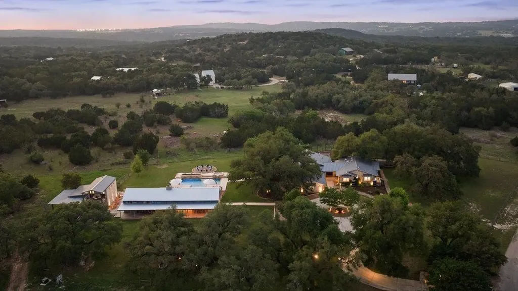 1900 Pursley Road Dripping Springs TX 78620