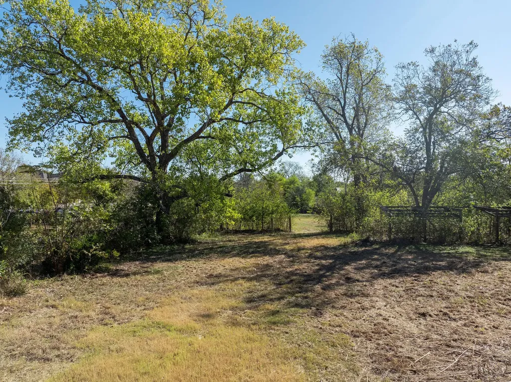 5017 Maufrais Lane Austin TX 78744