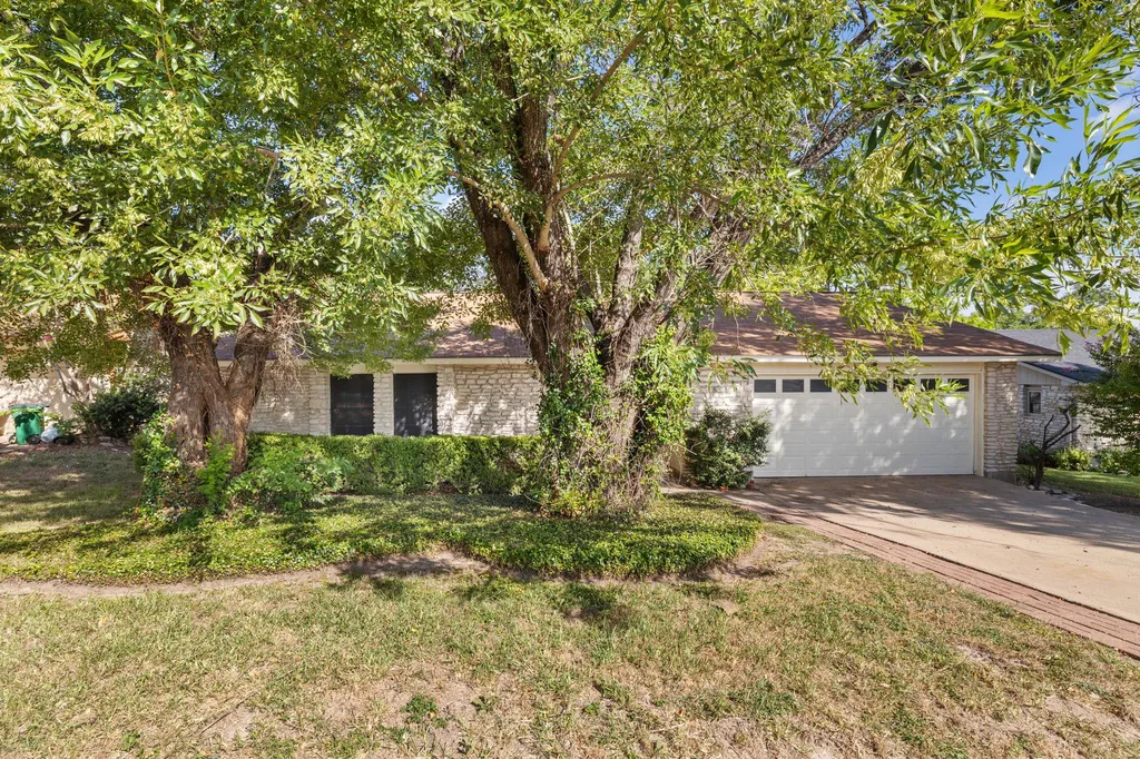 1030 Wisteria Trail Austin TX 78753