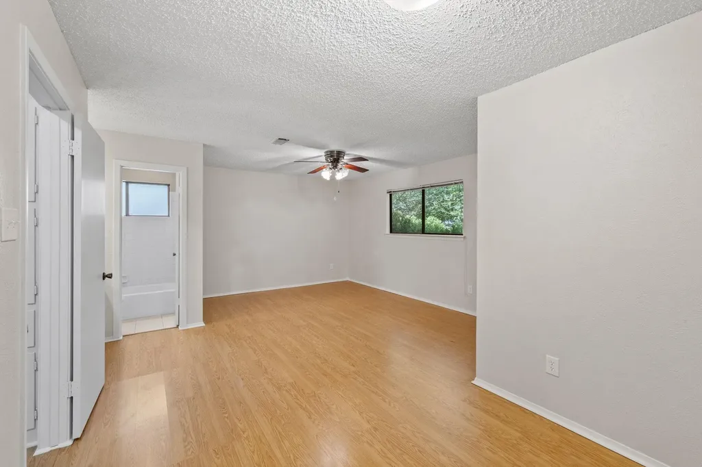 1030 Wisteria Trail Austin TX 78753
