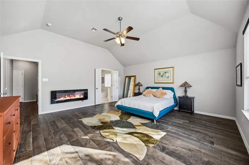 7805 Turnback Ledge Trail Lago Vista TX 78645