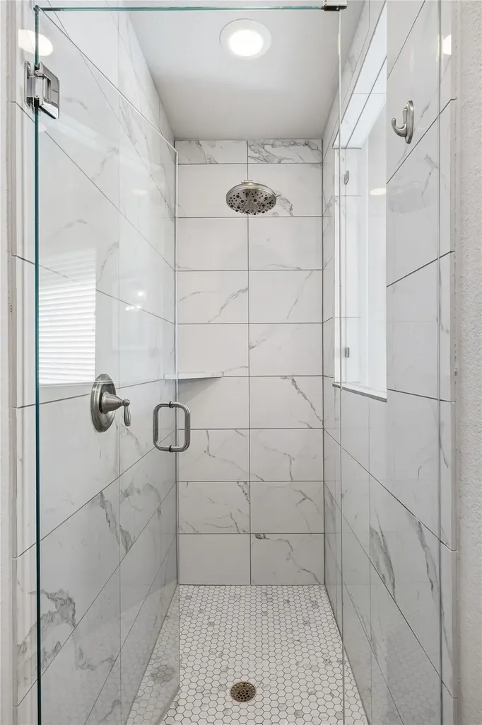 7805 Turnback Ledge Trail Lago Vista TX 78645