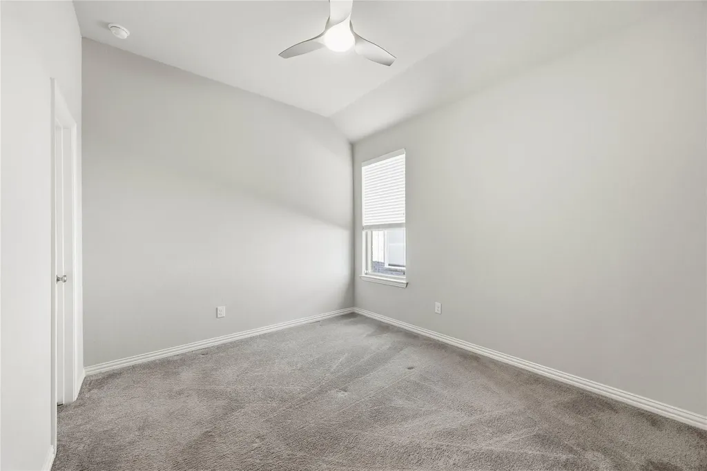 7805 Turnback Ledge Trail Lago Vista TX 78645
