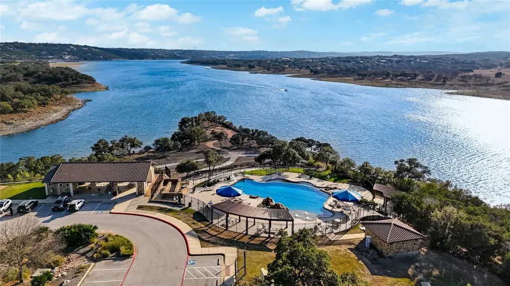 7805 Turnback Ledge Trail Lago Vista TX 78645