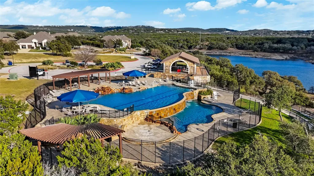 7805 Turnback Ledge Trail Lago Vista TX 78645