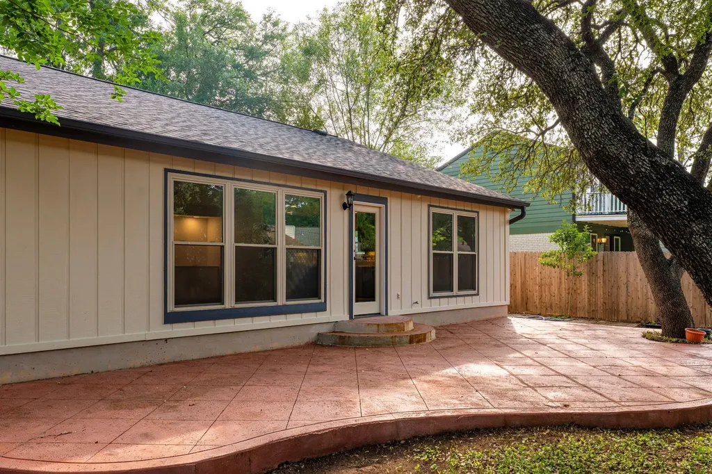 4506 Oak Creek Drive Austin TX 78727