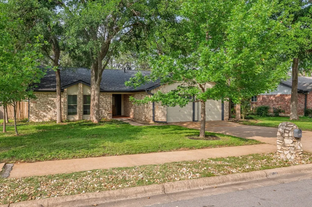 4506 Oak Creek Drive Austin TX 78727