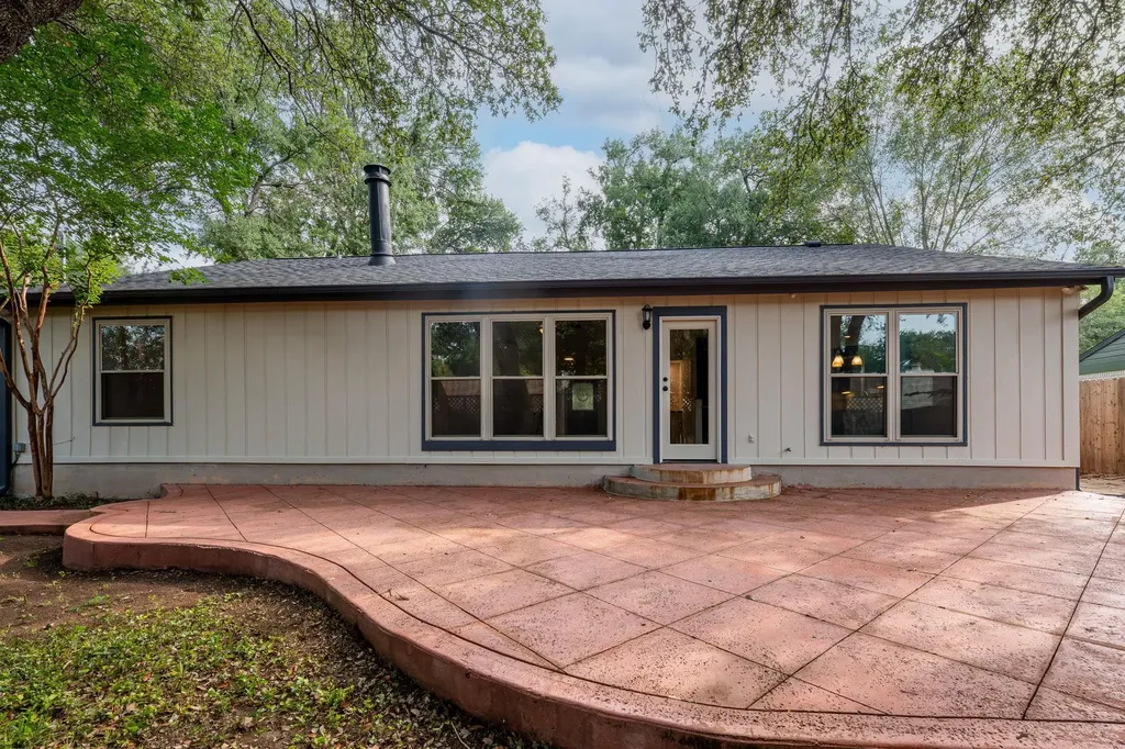 4506 Oak Creek Drive Austin TX 78727