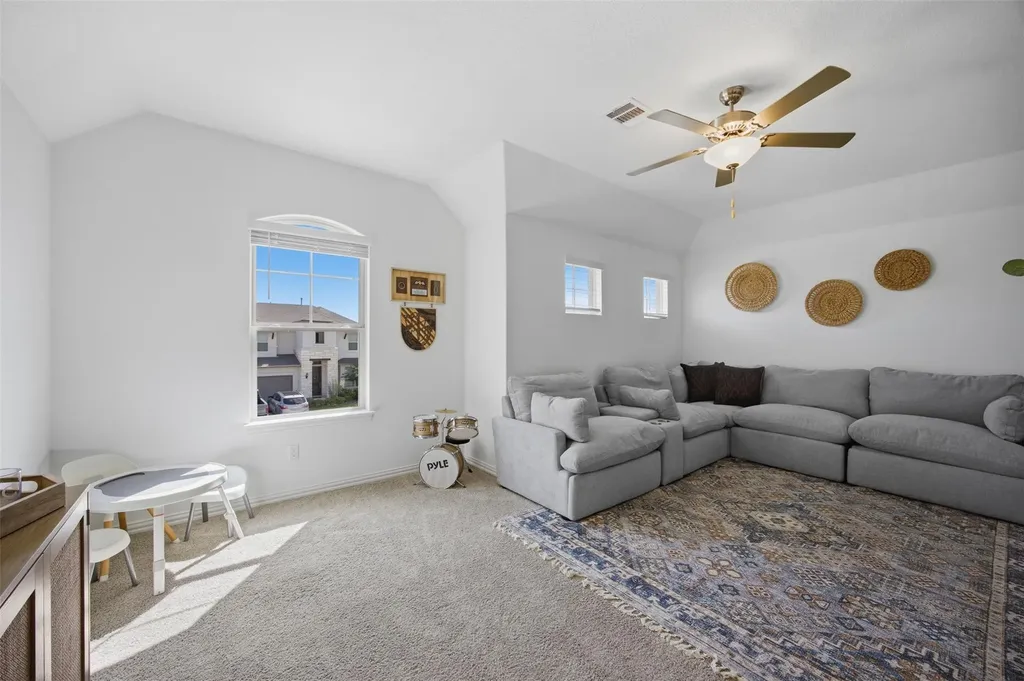 18012 Clairess Lane Manor TX 78653