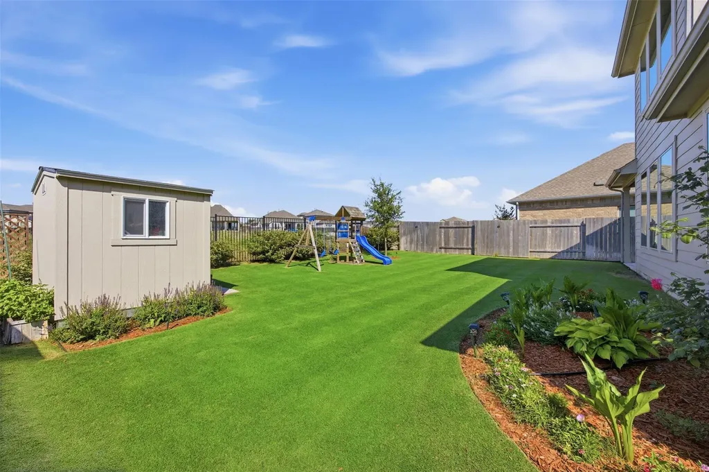 18012 Clairess Lane Manor TX 78653