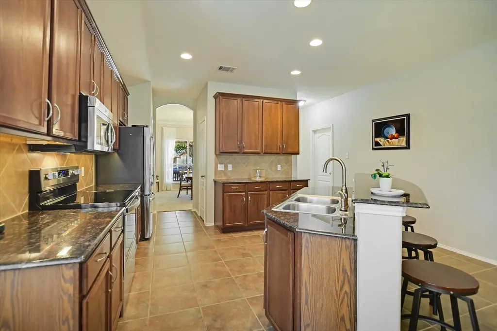18717 Royal Pointe Drive Pflugerville TX 78660