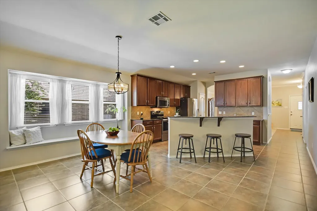 18717 Royal Pointe Drive Pflugerville TX 78660