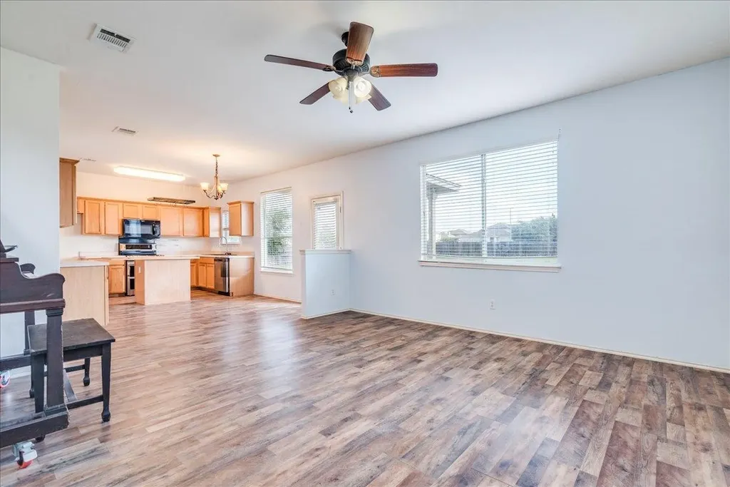 13408 Dwight Eisenhower Court Manor TX 78653