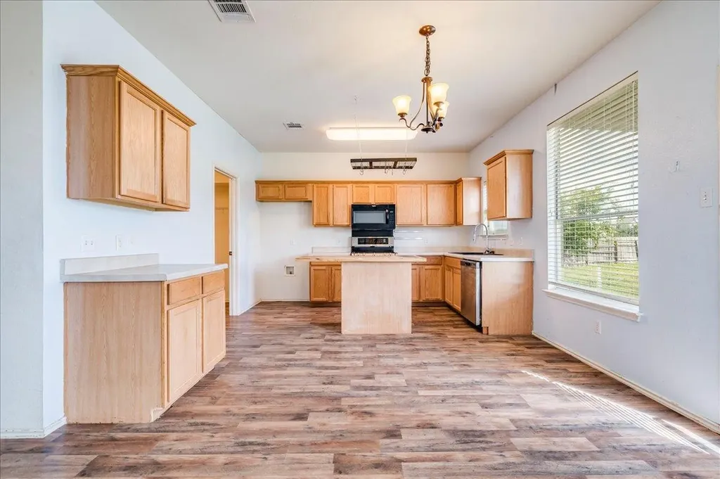 13408 Dwight Eisenhower Court Manor TX 78653