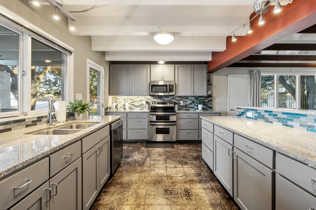 421 Yucca Drive Kingsland TX 78639