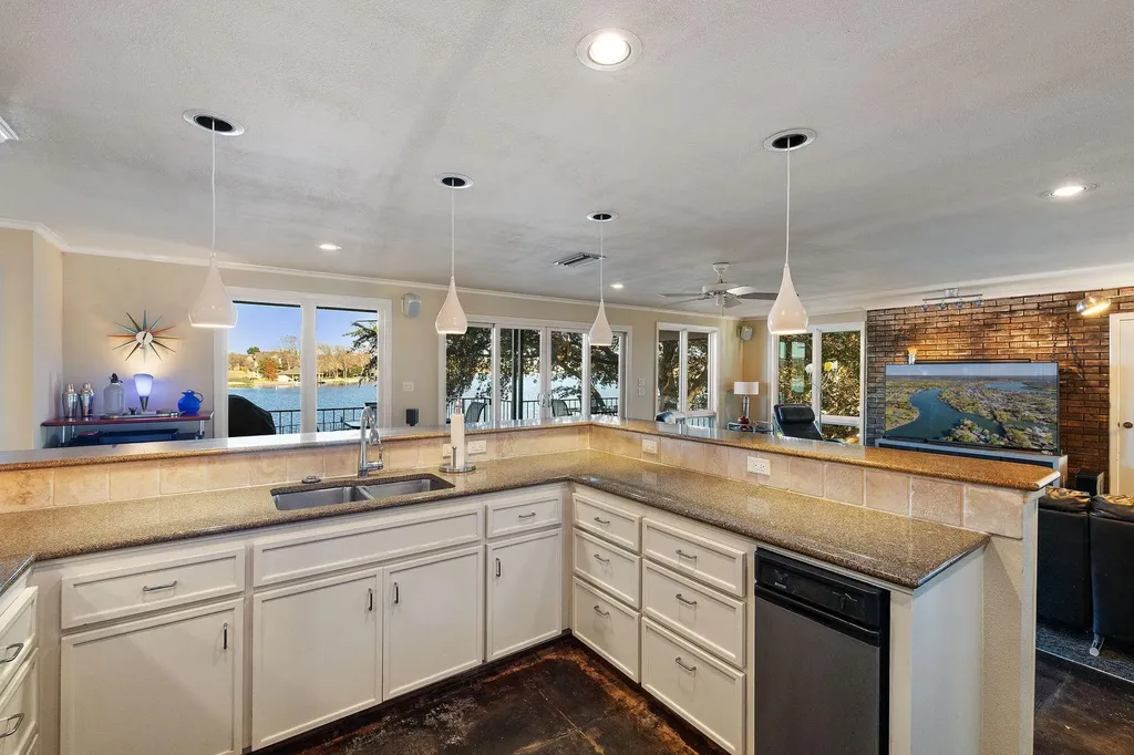 421 Yucca Drive Kingsland TX 78639