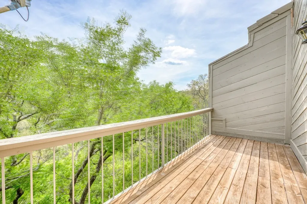 801 Grassy Knoll Horseshoe Bay TX 78657