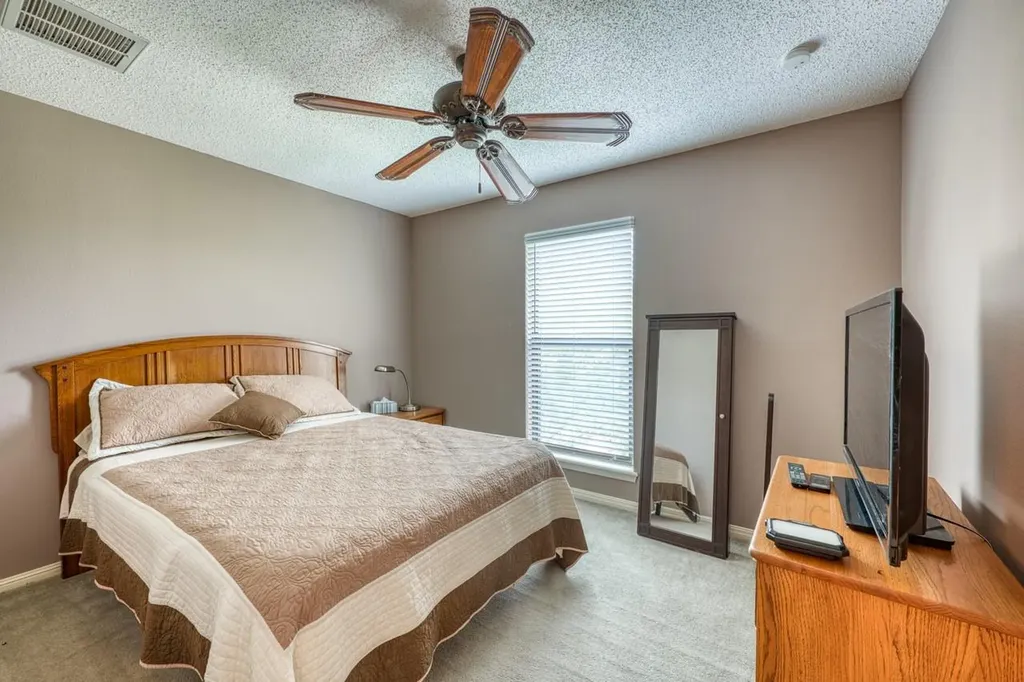 801 Grassy Knoll Horseshoe Bay TX 78657