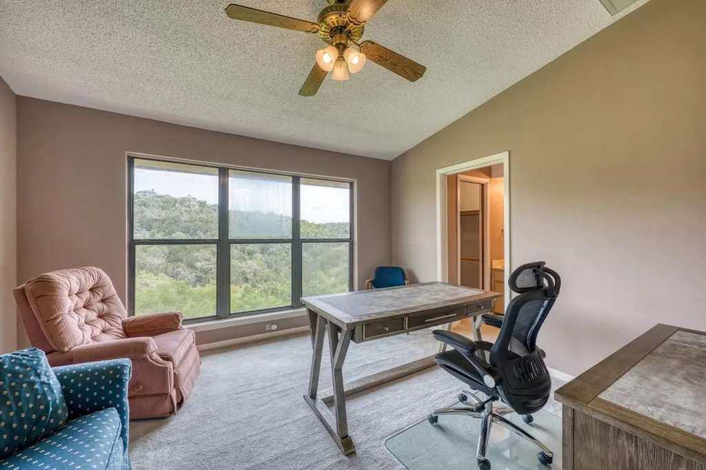 801 Grassy Knoll Horseshoe Bay TX 78657