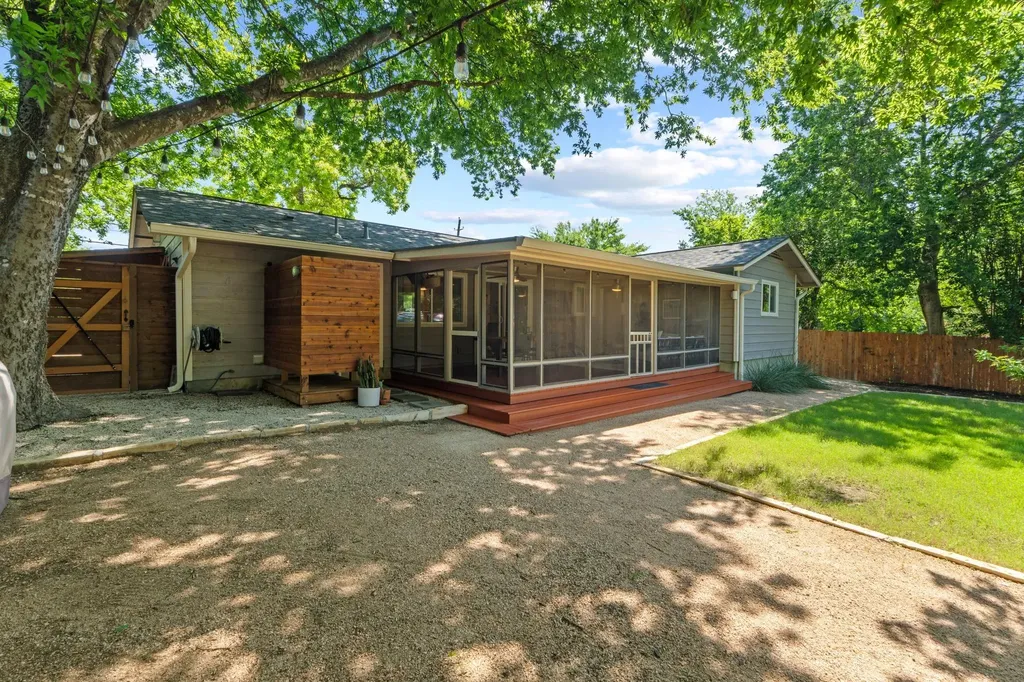 3207 Carol Ann Drive Austin TX 78723