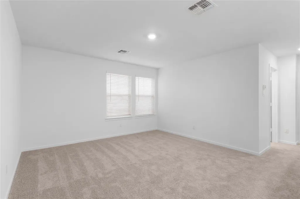 13725 Tucker Hedge Pass Elgin TX 78621
