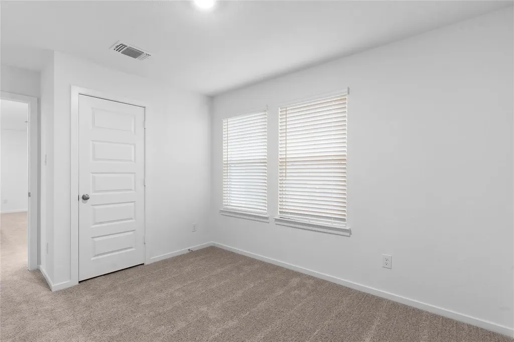 13725 Tucker Hedge Pass Elgin TX 78621