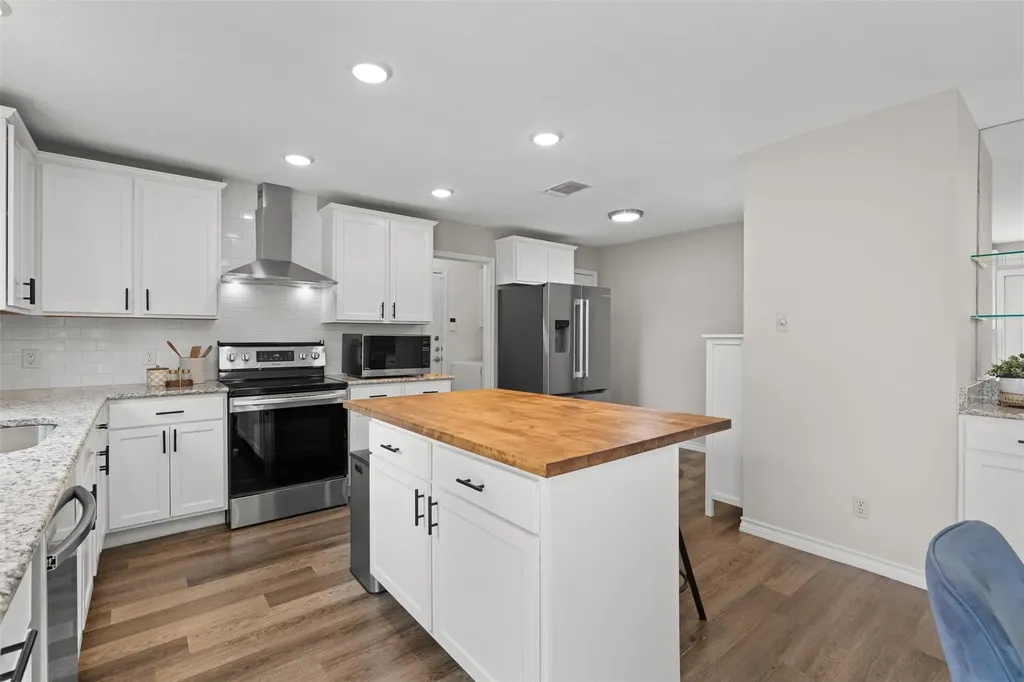11310 Spicewood Club Drive Austin TX 78750