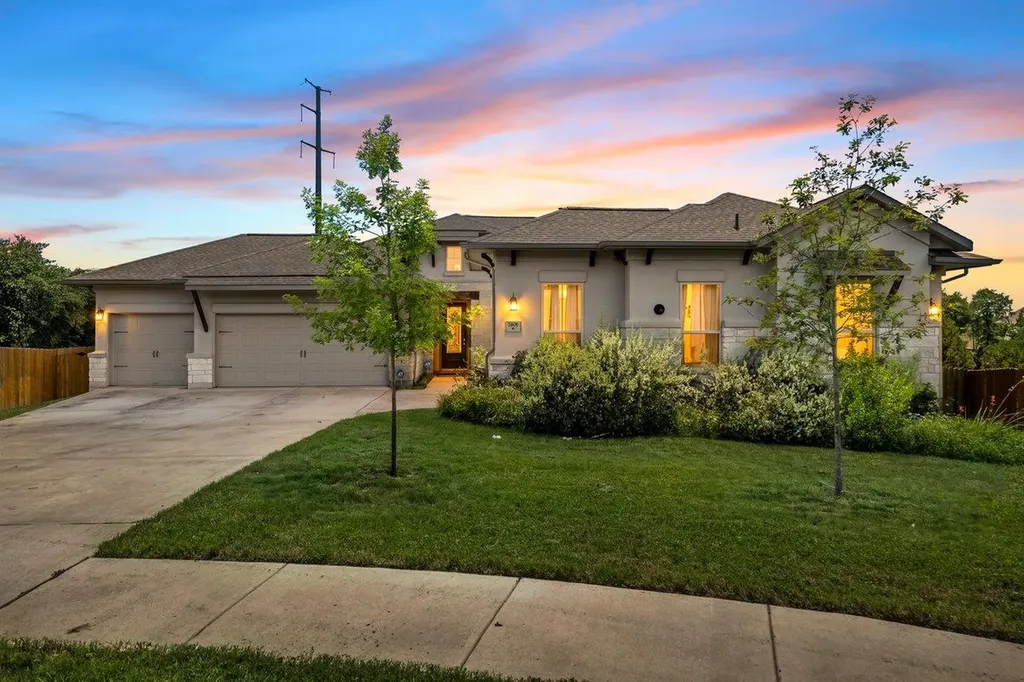 7401 Turnback Ledge Trail Lago Vista TX 78645