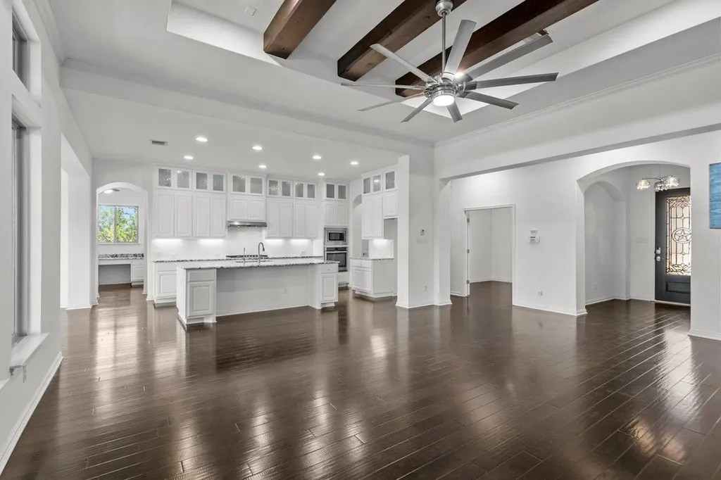 7401 Turnback Ledge Trail Lago Vista TX 78645