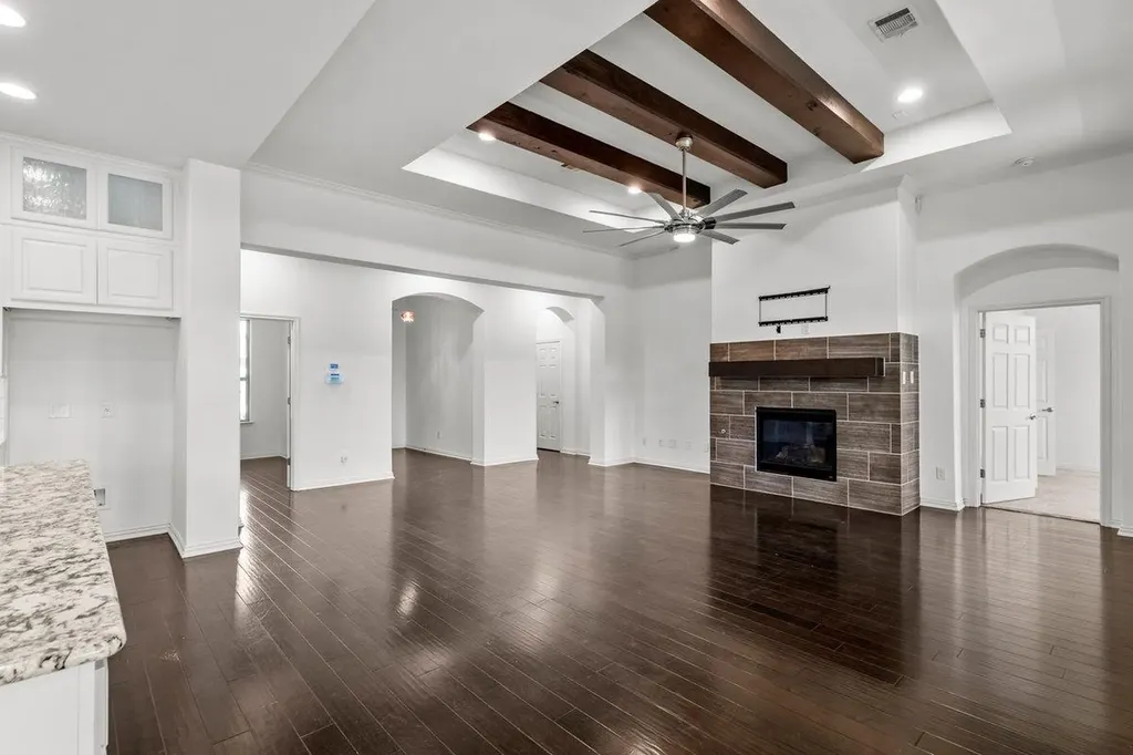 7401 Turnback Ledge Trail Lago Vista TX 78645