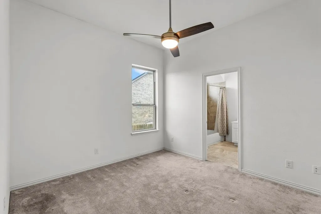 7401 Turnback Ledge Trail Lago Vista TX 78645