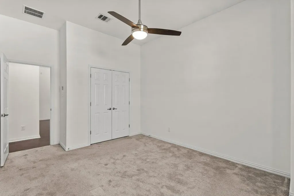 7401 Turnback Ledge Trail Lago Vista TX 78645
