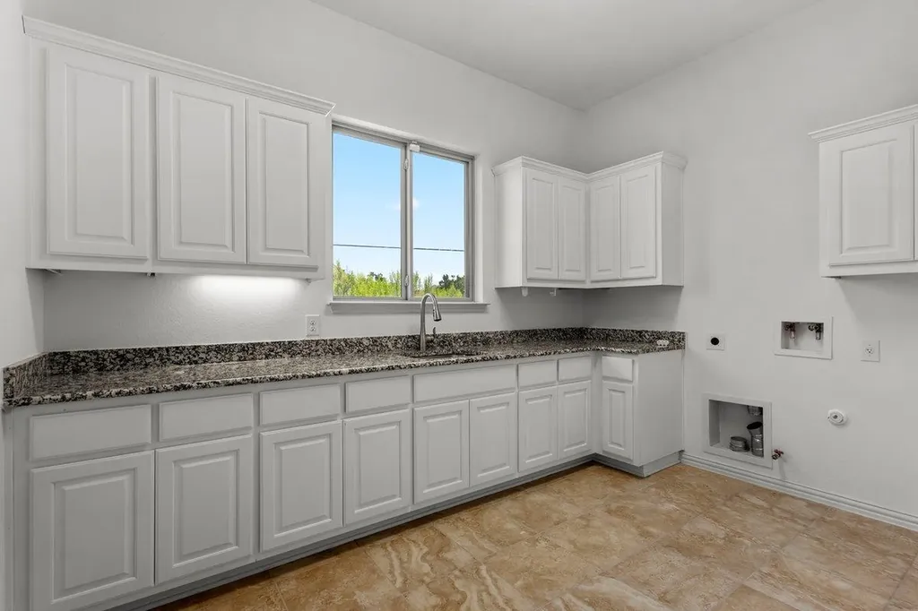 7401 Turnback Ledge Trail Lago Vista TX 78645
