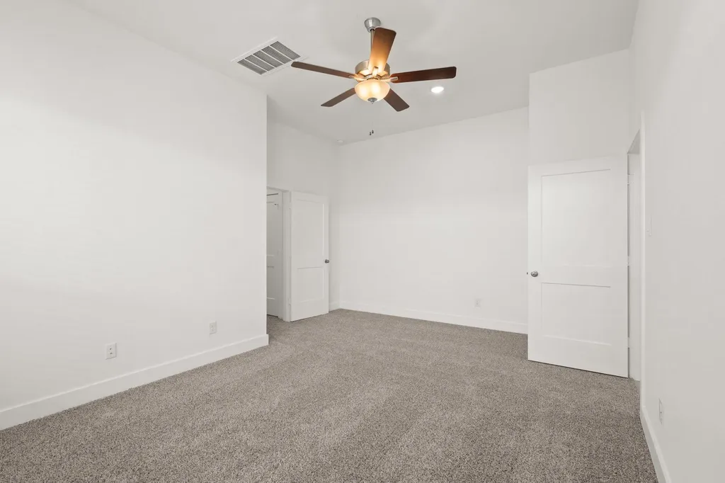 201 Flora Springs Cove Liberty Hill TX 78642