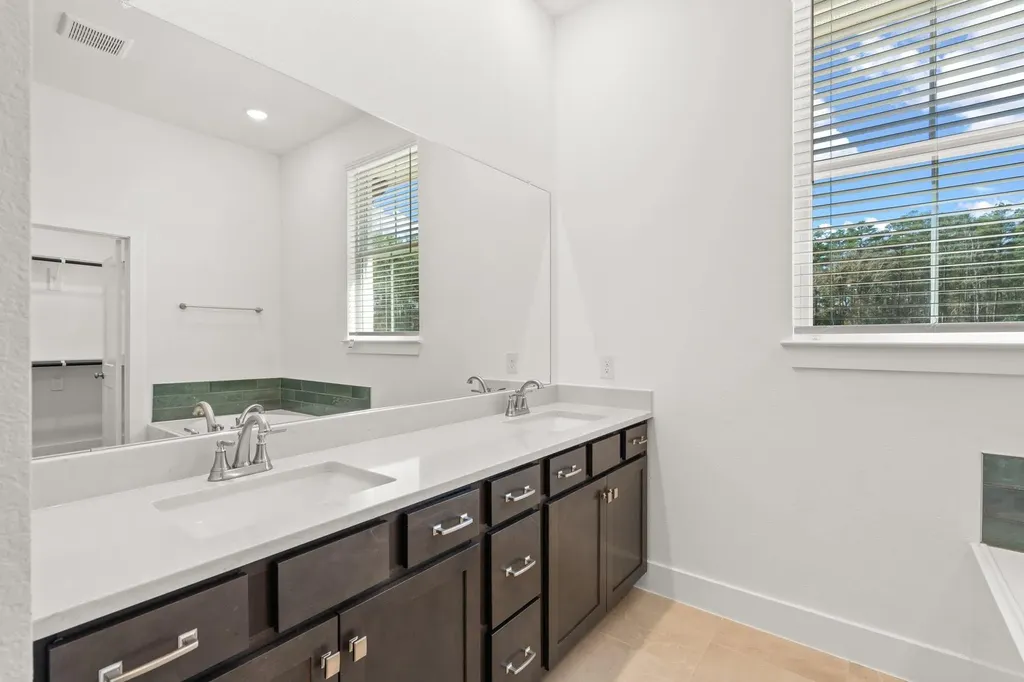 201 Flora Springs Cove Liberty Hill TX 78642
